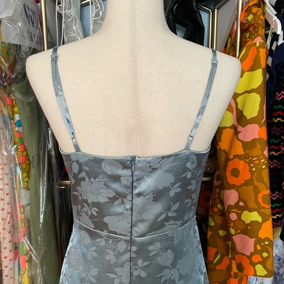 Lulu’s Dusty Floral Maxi Dress - Size Small - Picture 9 of 10